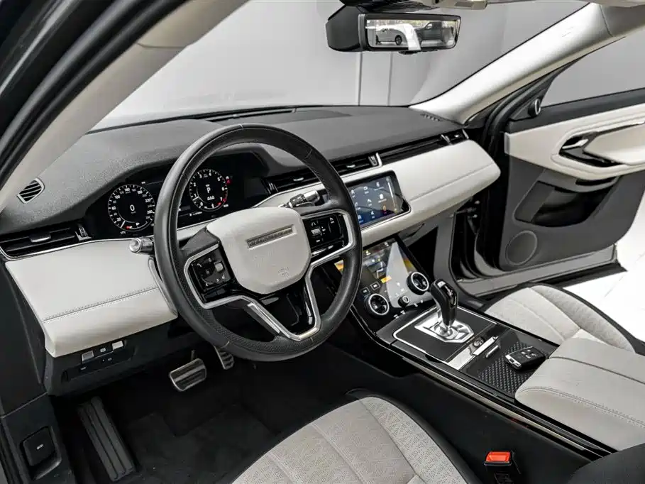 Land Rover Evoque 2022 — фото 16
