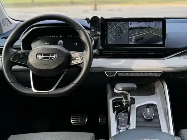 Geely Xingrui 2022