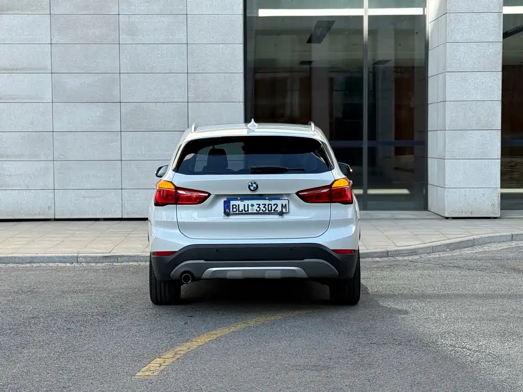 BMW X1 2017 — фото 20
