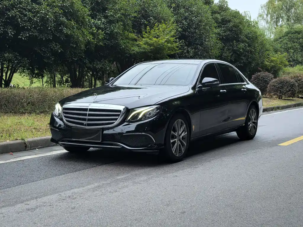 Mercedes-Benz E-Class 2018 — фото 1