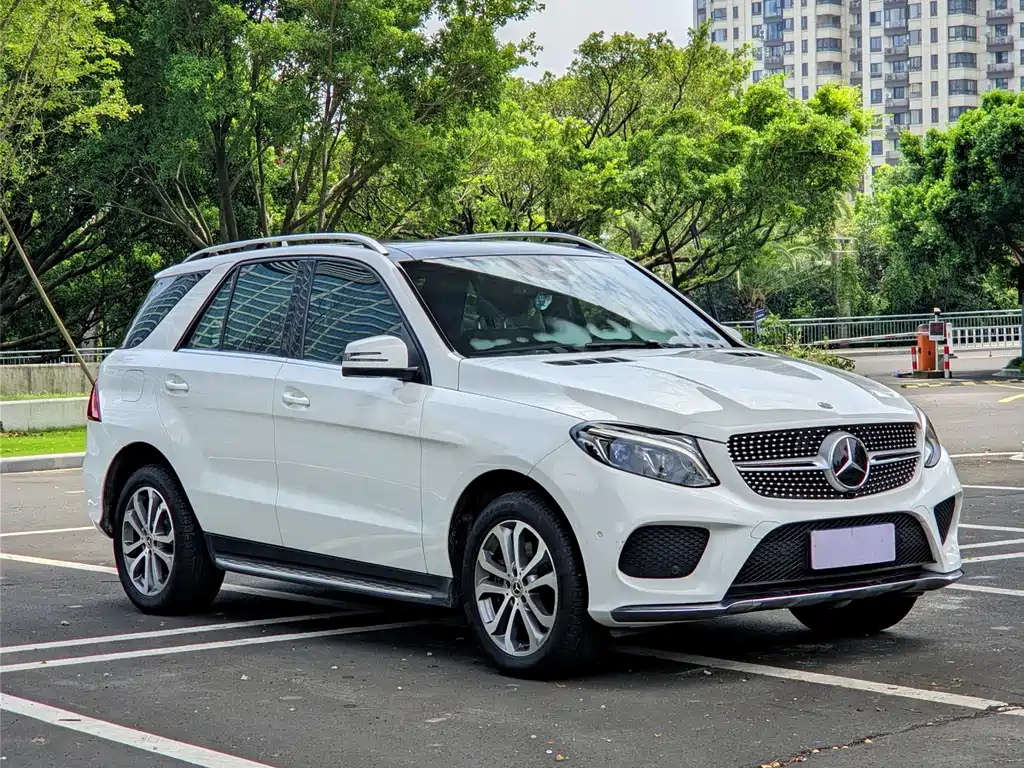 Mercedes-Benz GLE 2018 — фото 11
