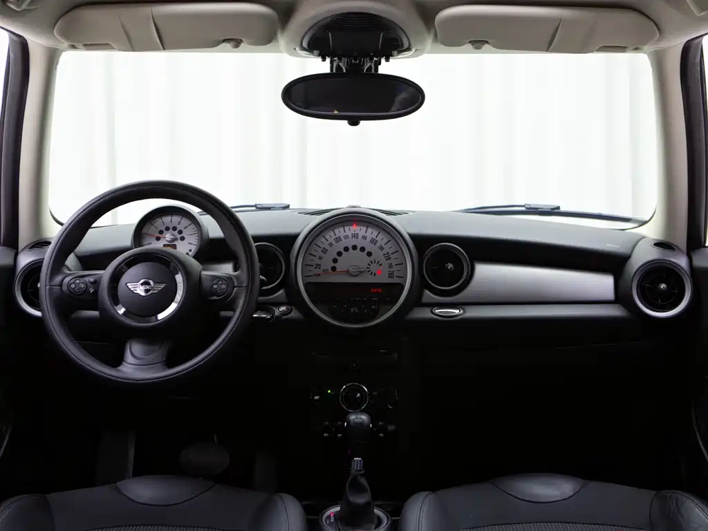 MINI Clubman 2012 — фото 8