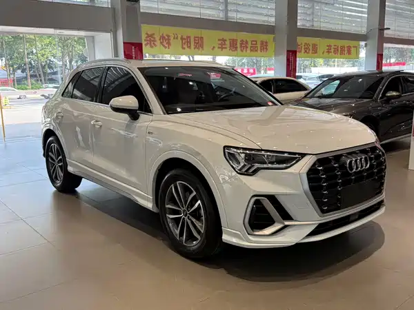 Audi Q3 2022