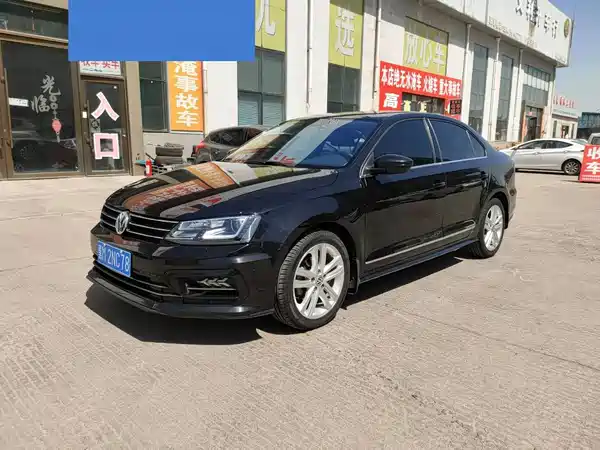 Volkswagen Sagitar 2019