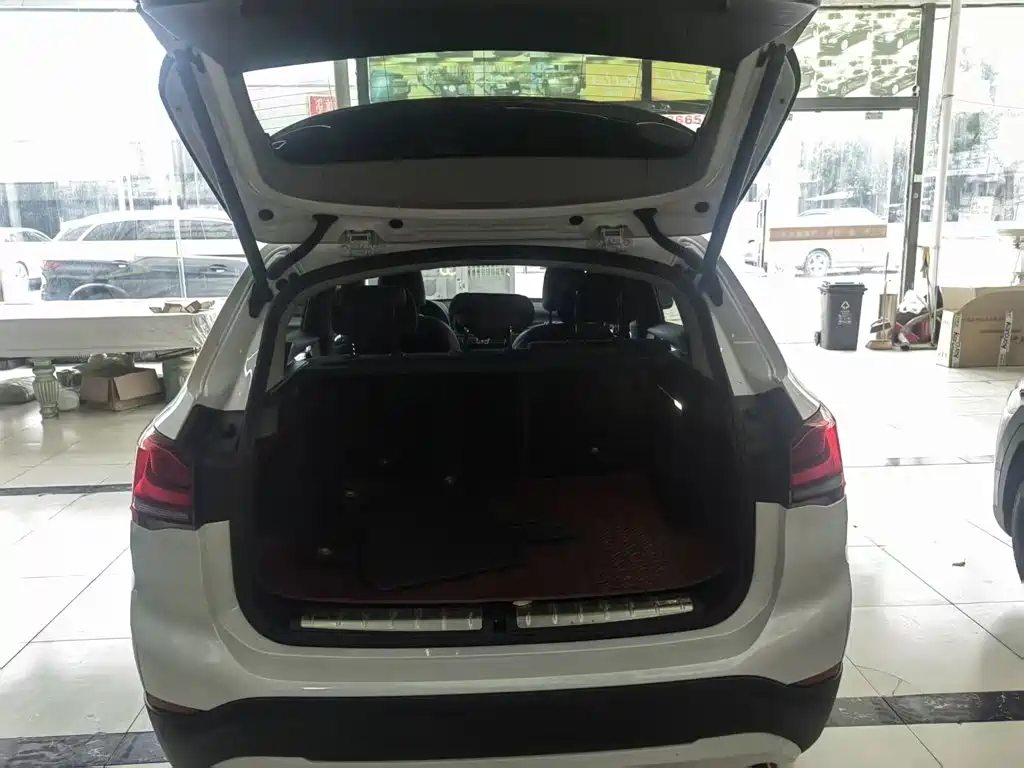 BMW X1 2021 — фото 16