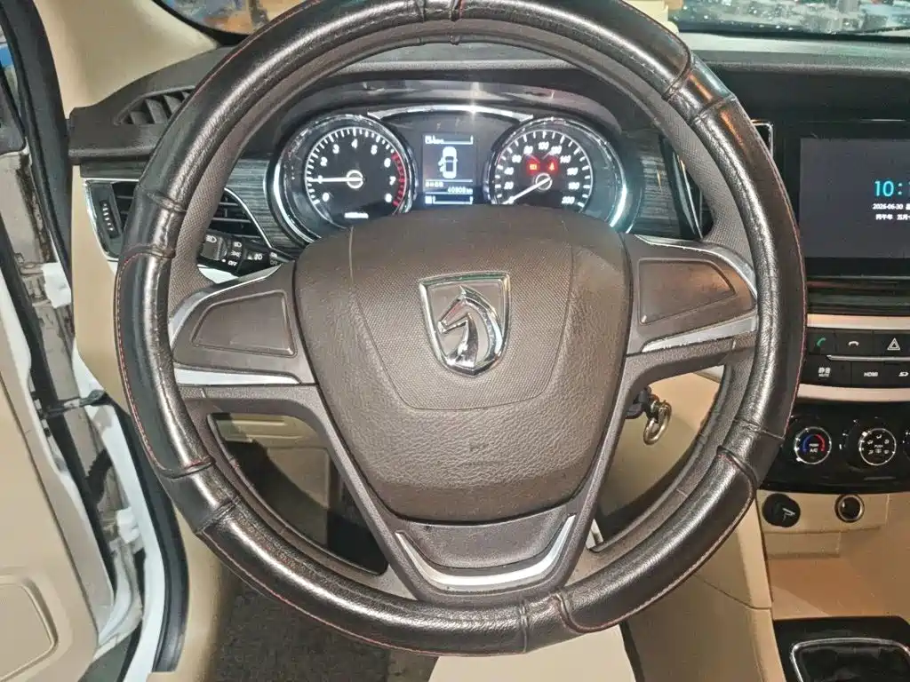 Baojun 730 2016