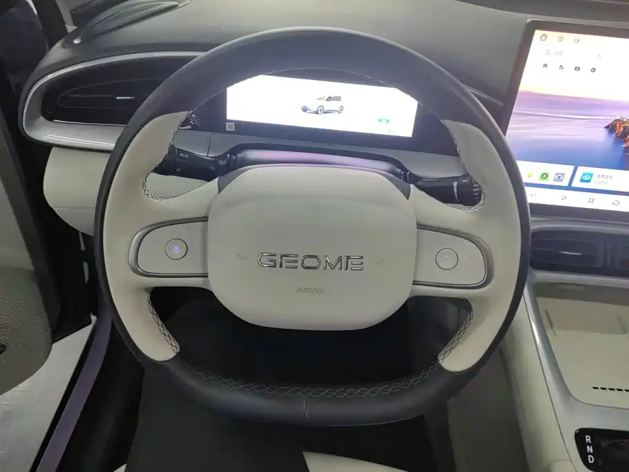 Geely Galaxy Starwish 2025 — фото 15