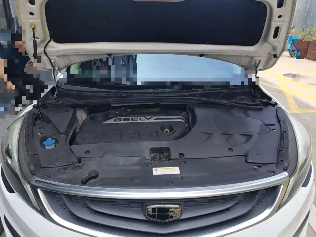 Geely Emgrand GS 2018 — фото 11