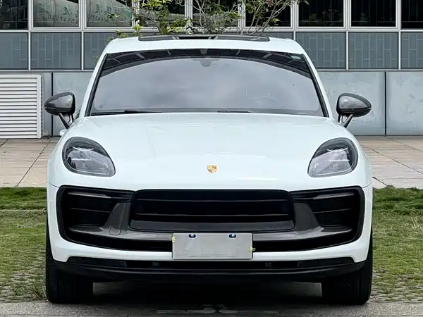Porsche Macan 2023