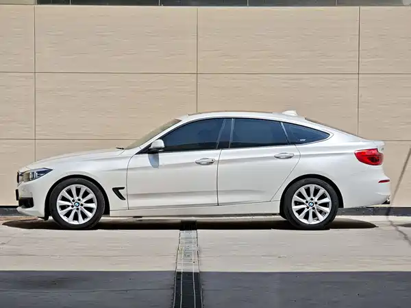 BMW 3 Series GT 2017