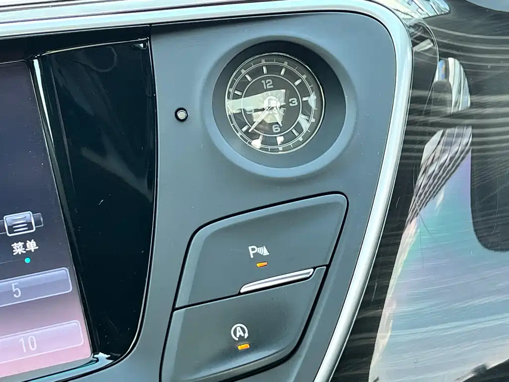 Buick Envision Plus 2019 — фото 20