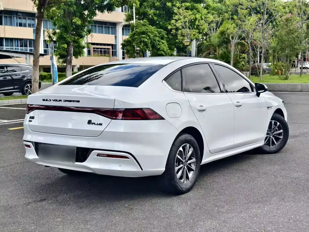 BYD Qin PLUS 2025 — фото 12