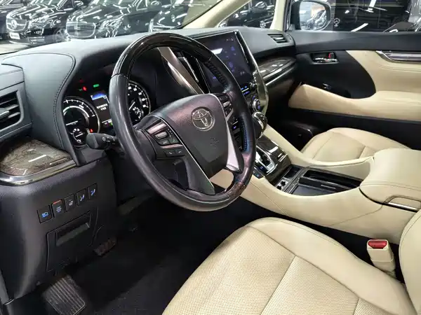 Toyota Alphard 2022