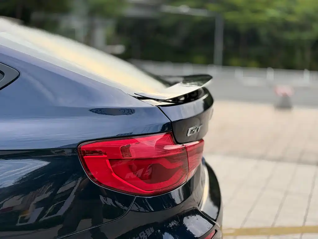 BMW 3 Series GT 2017 — фото 11