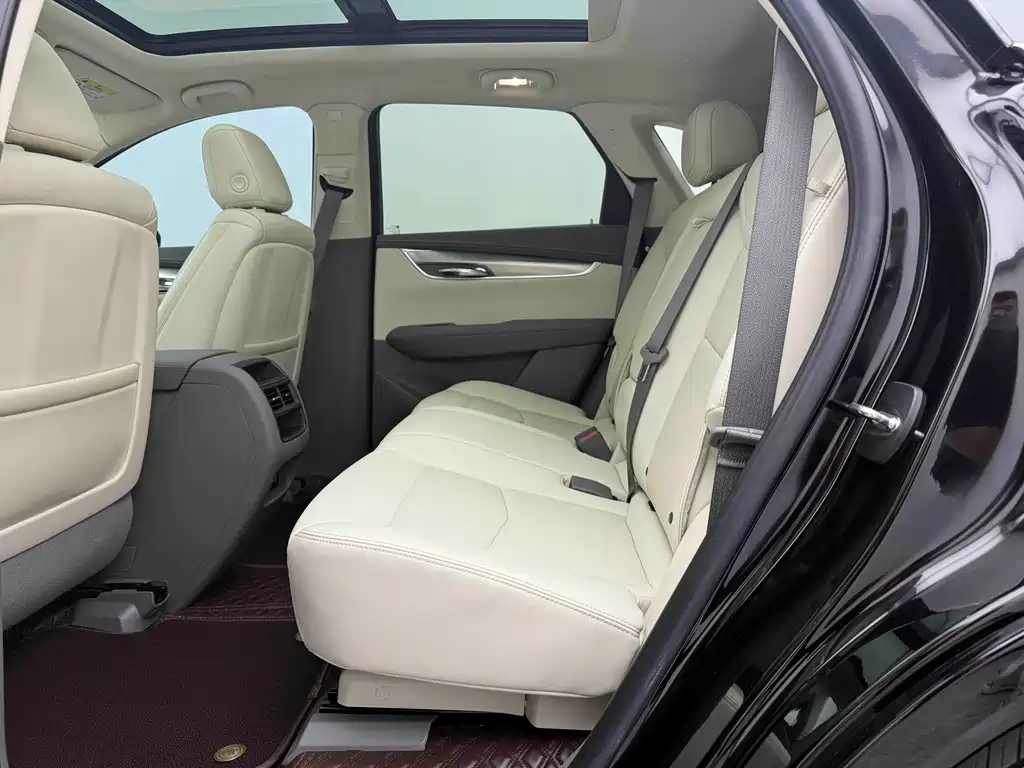 Cadillac XT5 2023 — фото 21
