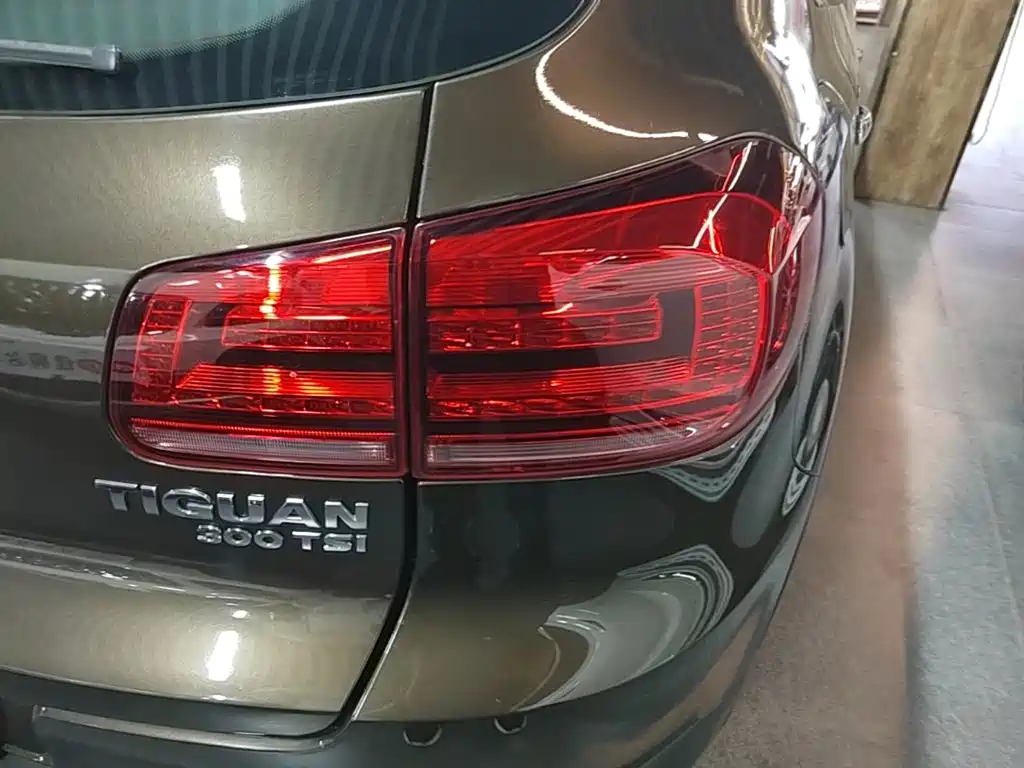 Volkswagen Tiguan 2017 — фото 8