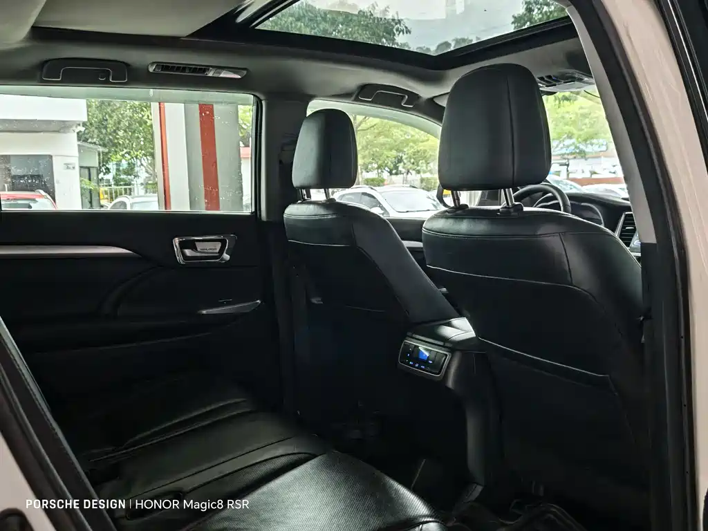 Toyota Highlander 2015 — фото 13