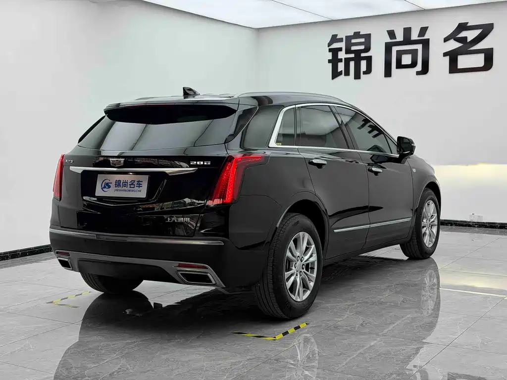 Cadillac XT5 2023 — фото 31