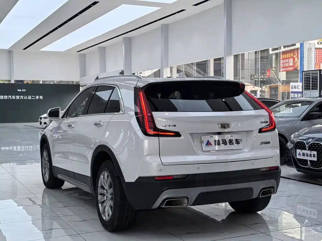 Cadillac XT4 2021 — фото 13
