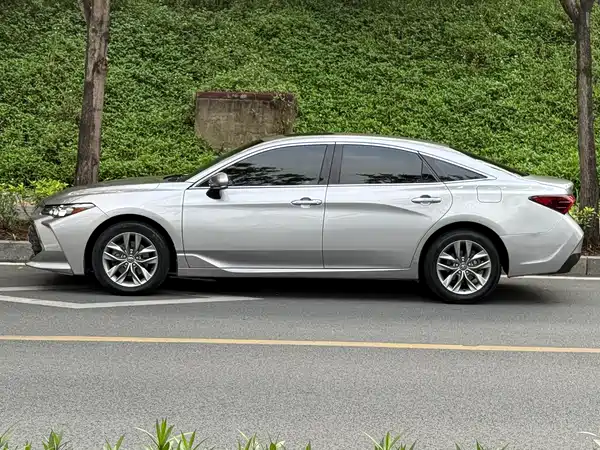Toyota Avalon 2019