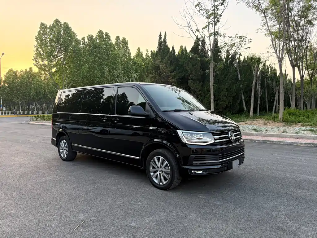 Volkswagen Caravelle 2017 — фото 3