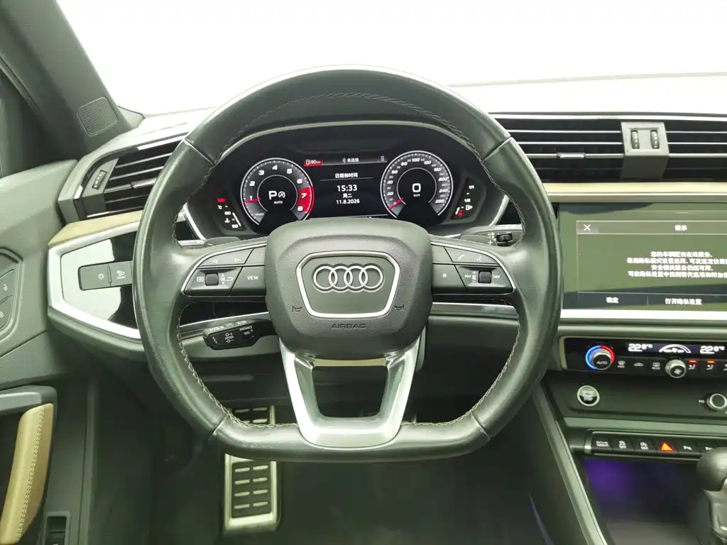 Audi Q3 2023 — фото 11