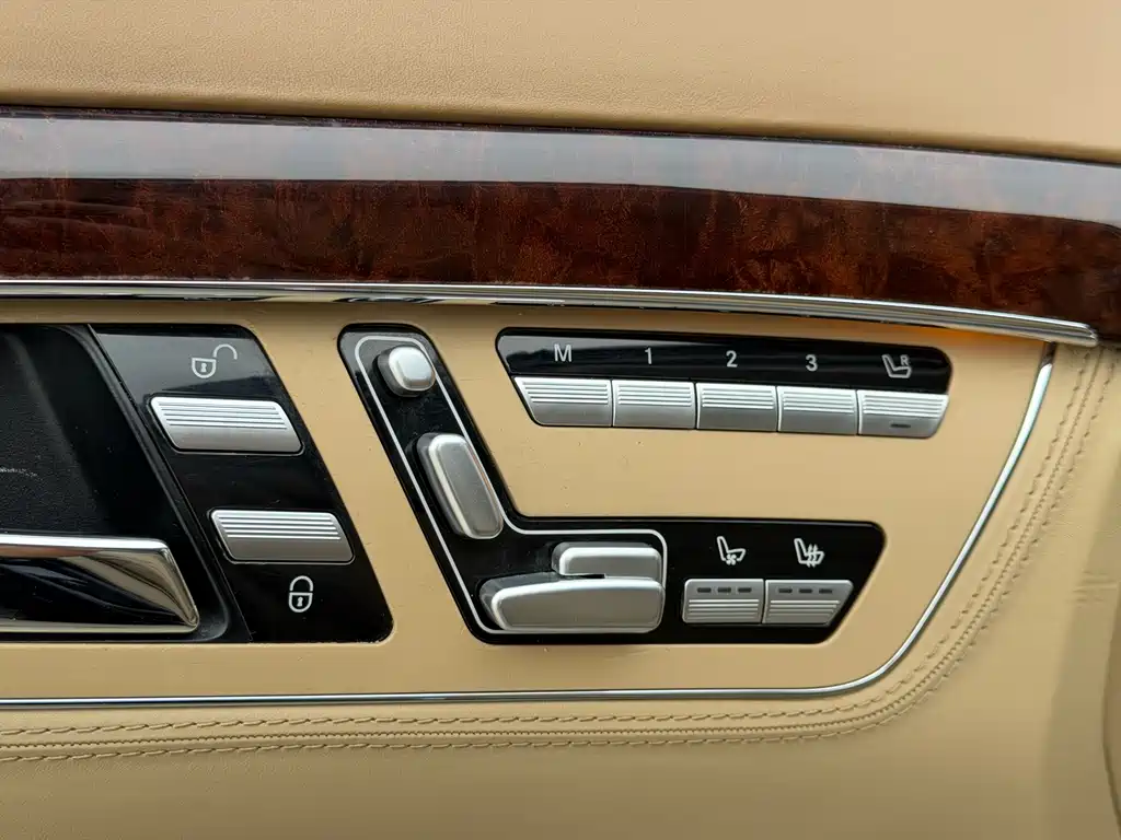 Mercedes-Benz S-Class 2011 — фото 22
