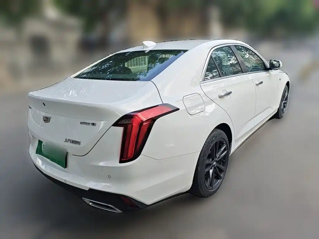 Cadillac CT4 2023 — фото 4