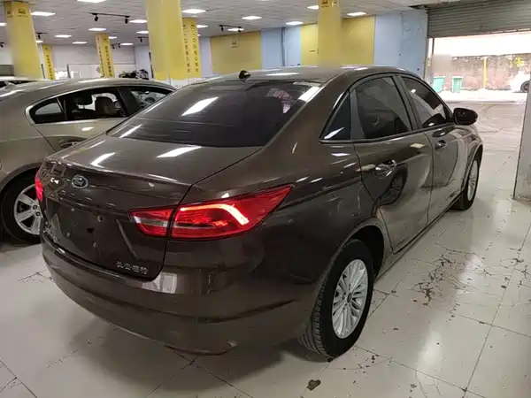 Ford Escort 2018