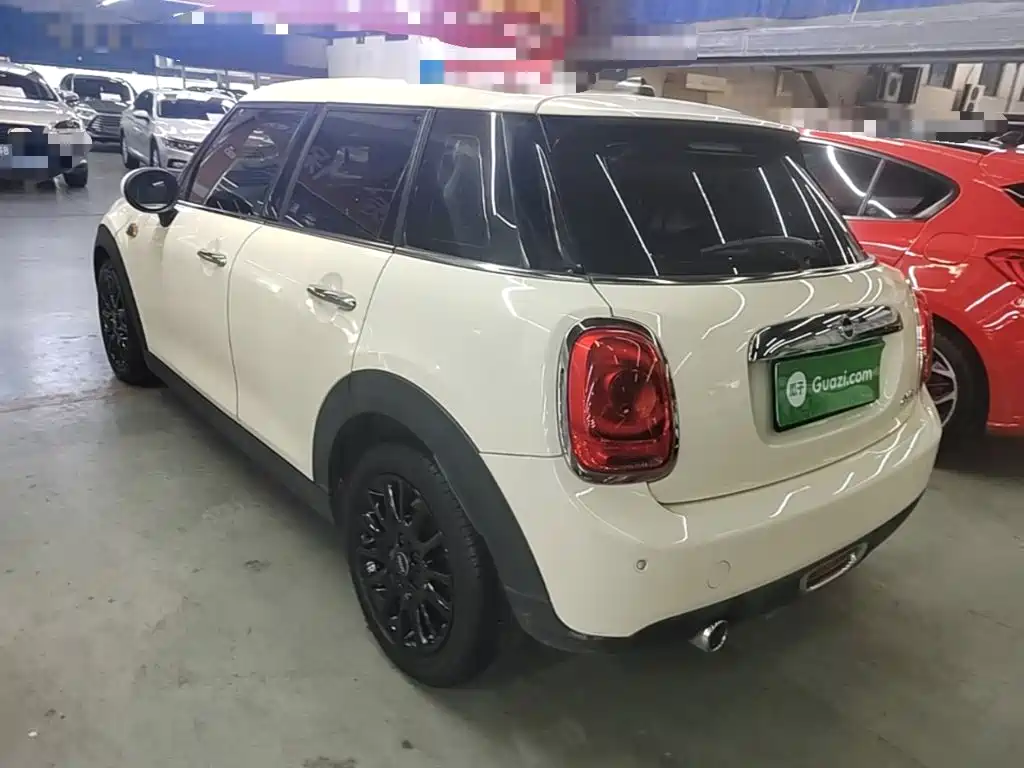 MINI MINI 2019