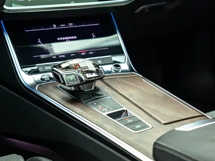 Audi A6L 2021 — фото 17