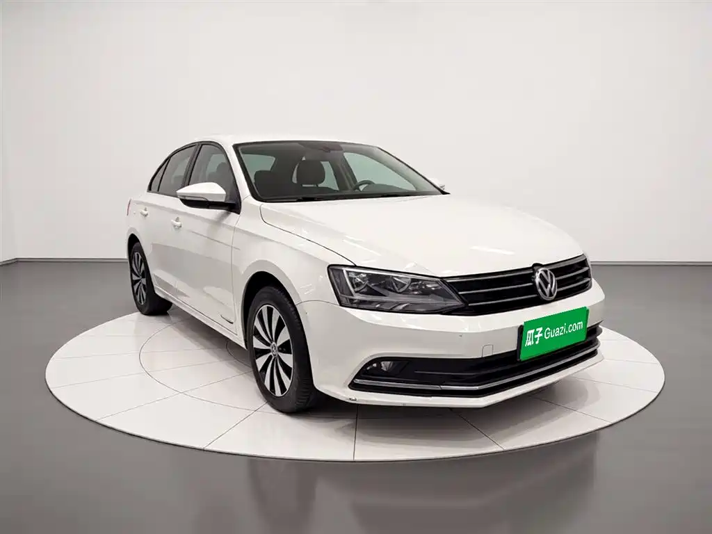Volkswagen Sagitar 2017 — фото 3