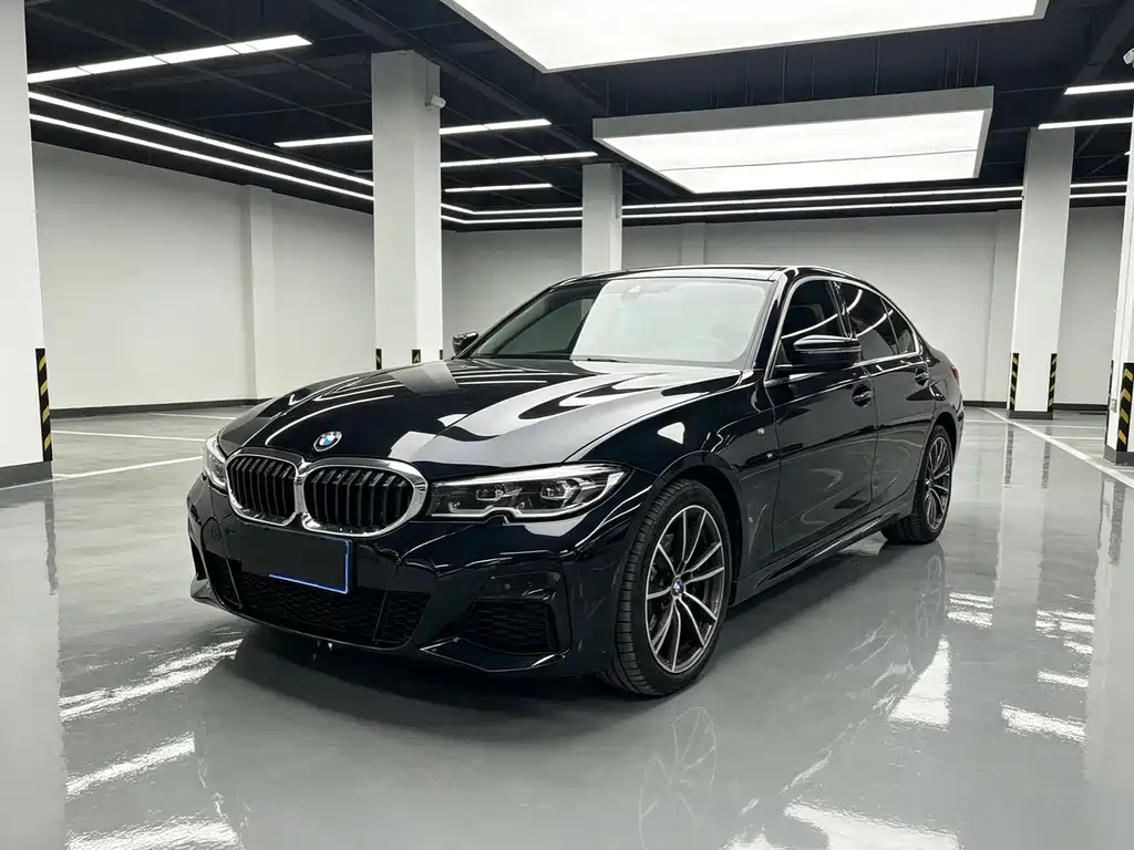 BMW 3 Series 2021 — фото 1