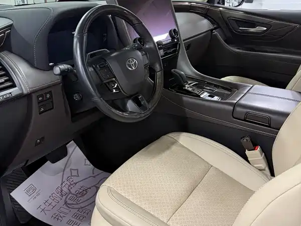 Toyota Alphard 2024