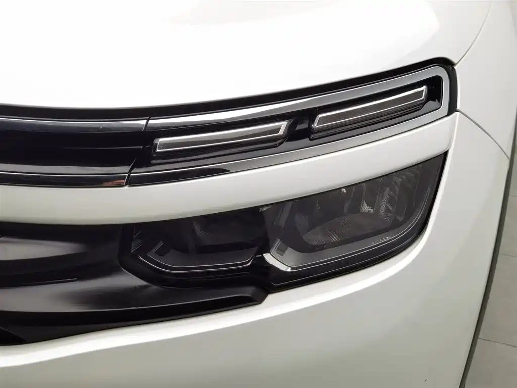 Citroen C5 AIRCROSS 2018 — фото 7