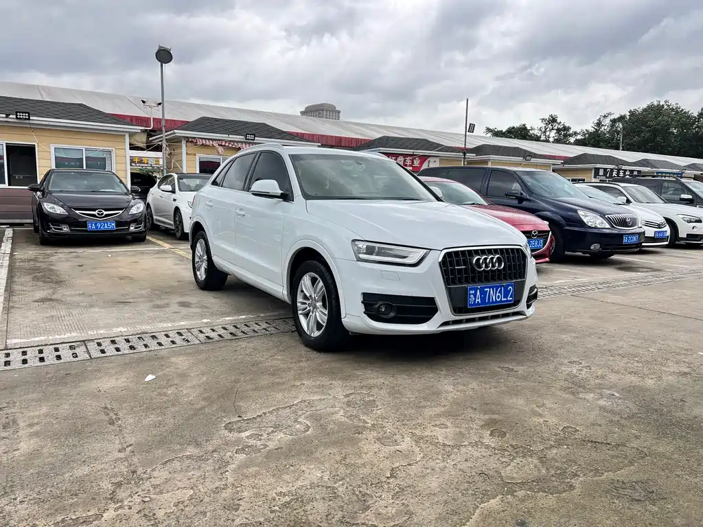 Audi Q3 2015