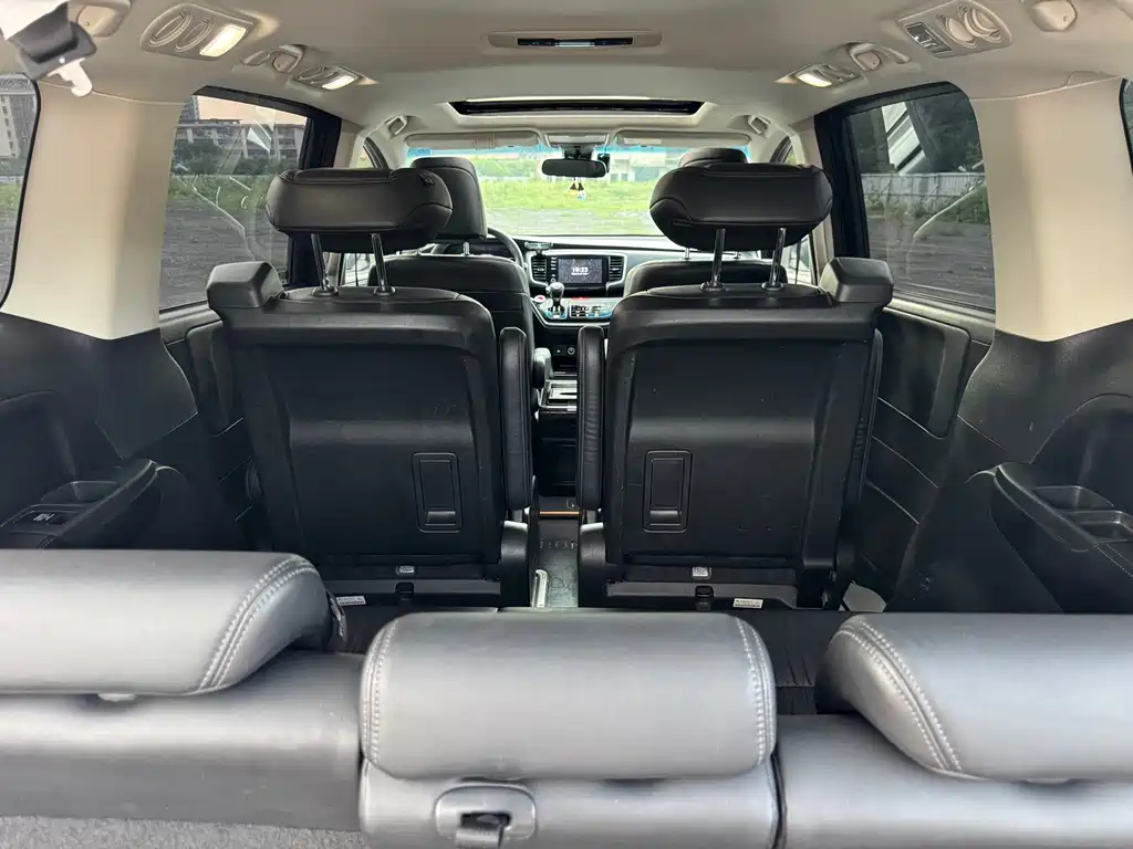 Honda Odyssey 2021 — фото 10
