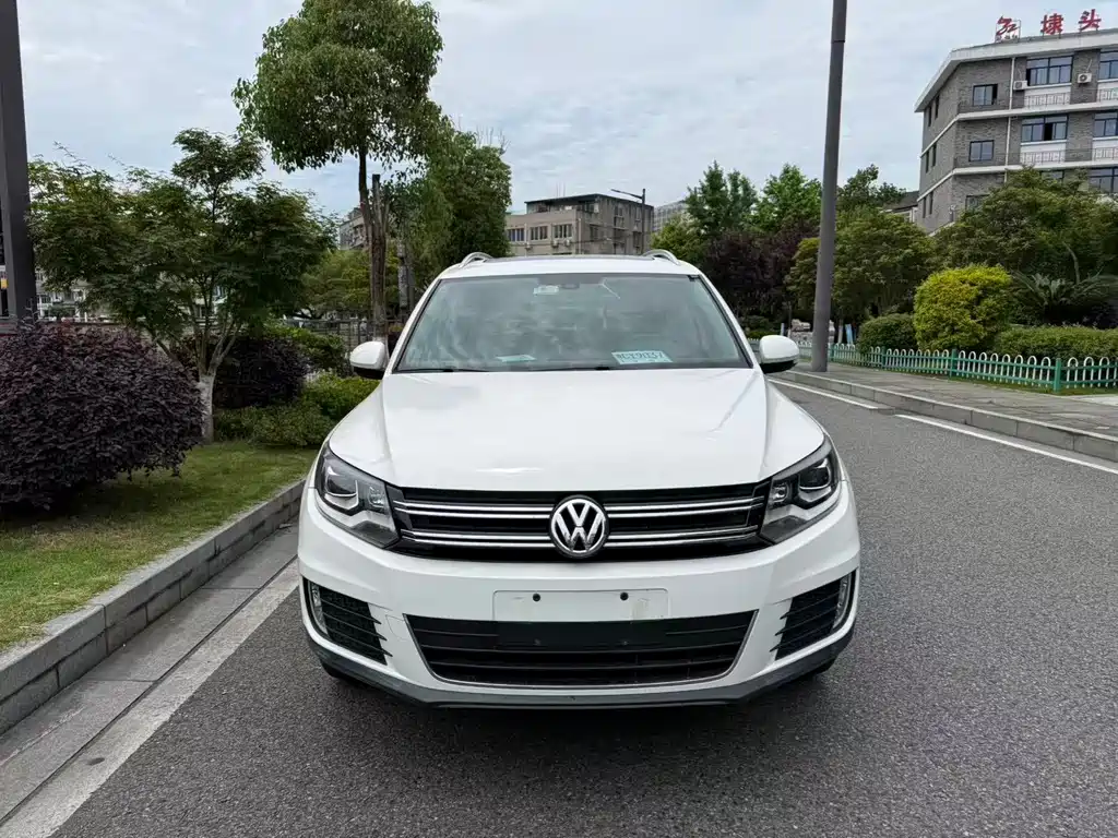 Volkswagen Tiguan 2016 — фото 2