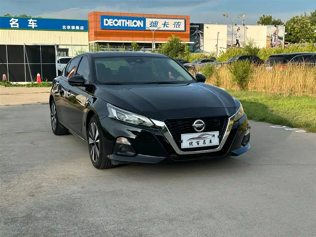 Nissan Teana 2021