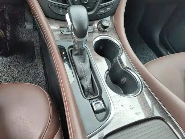 Buick Envision Plus 2017