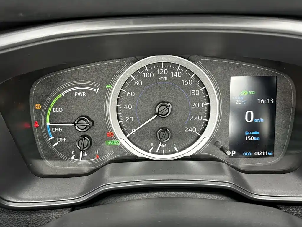 Toyota Corolla 2022 — фото 15