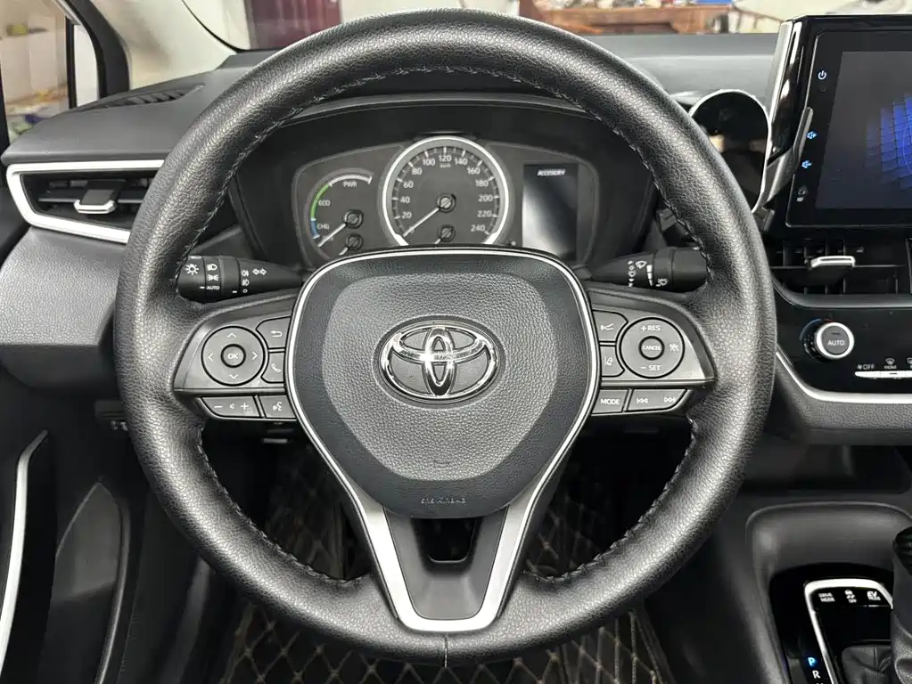 Toyota Corolla 2022 — фото 14