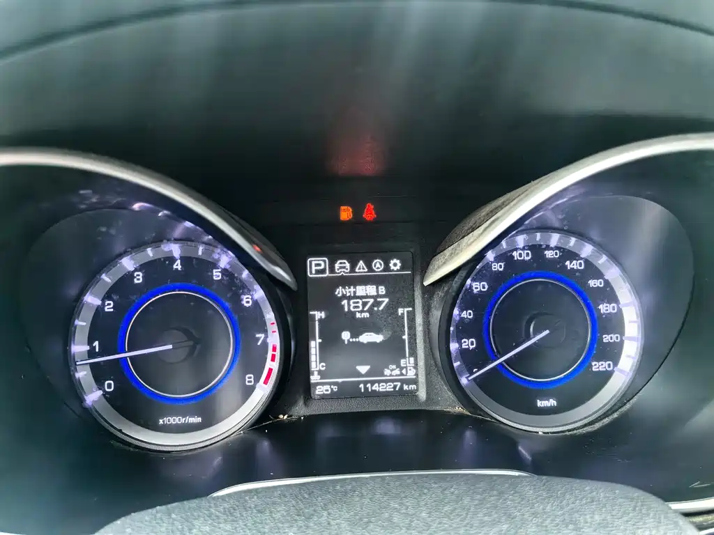 Changan Eado 2018 — фото 20