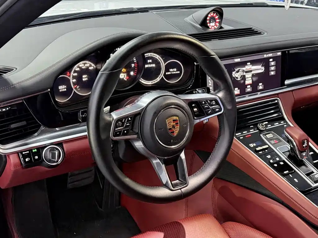 Porsche Panamera 2018 — фото 4