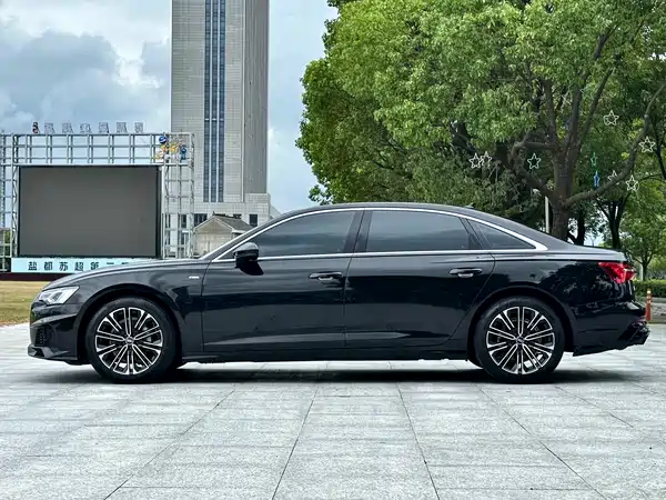 Audi A6L 2023