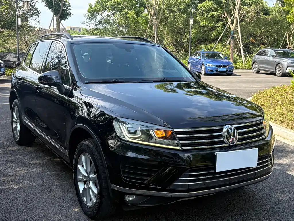 Volkswagen Touareg 2016 — фото 3