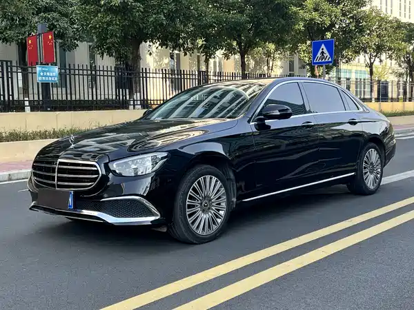 Mercedes-Benz E-Class 2023