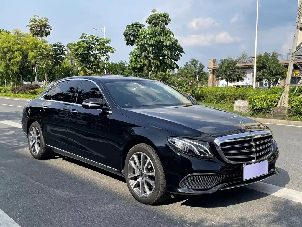Mercedes-Benz E-Class 2018