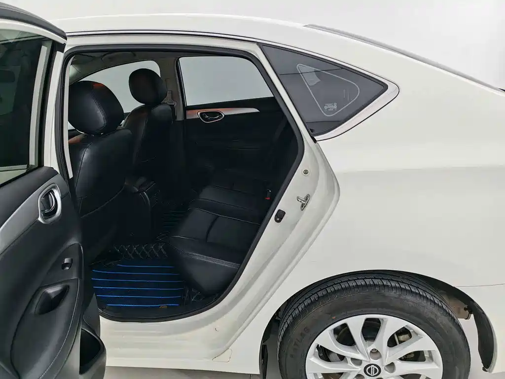 Nissan Sylphy 2023 — фото 10