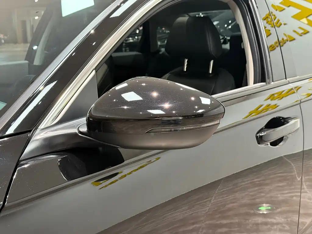 Honda Inspire 2025 — фото 29
